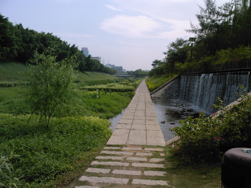 SP_A0002_1.jpg