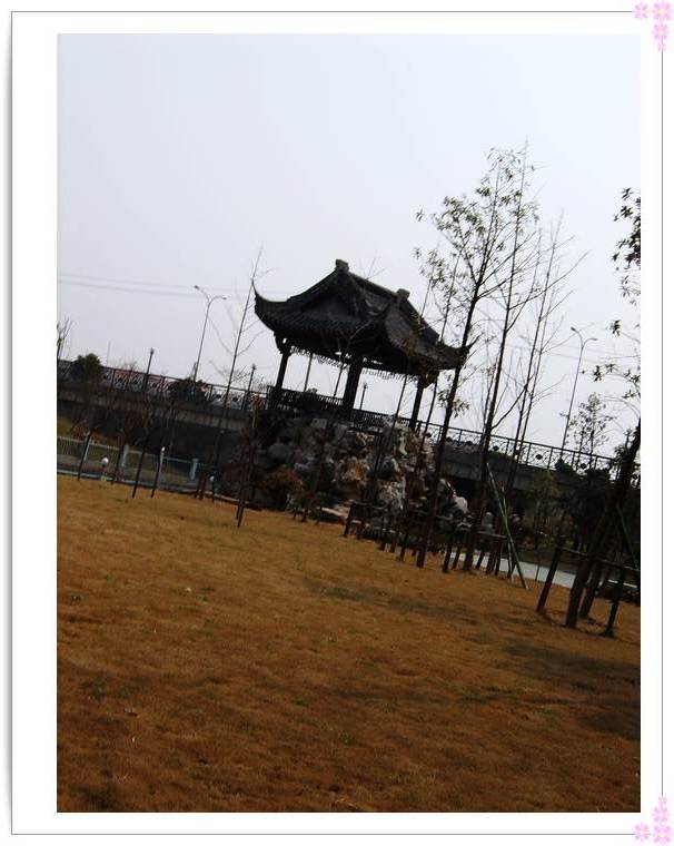 С˧��Ĵ�Ů��