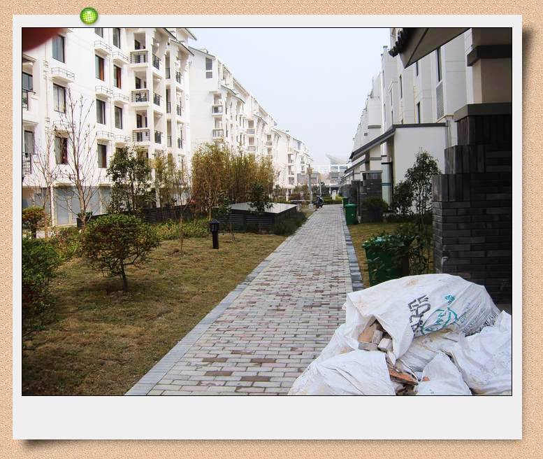 С˧��Ĵ�Ů��