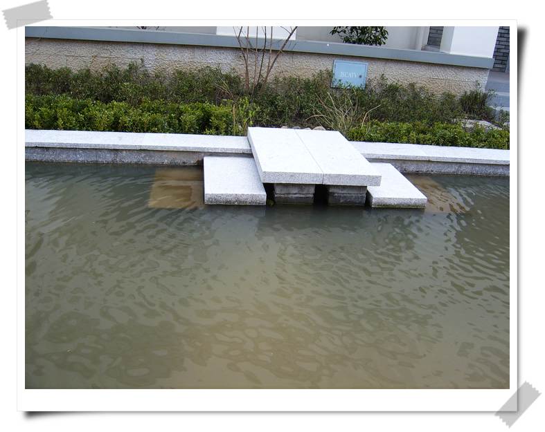 С˧��Ĵ�Ů��