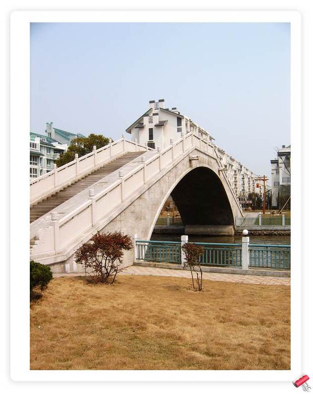 С˧��Ĵ�Ů��