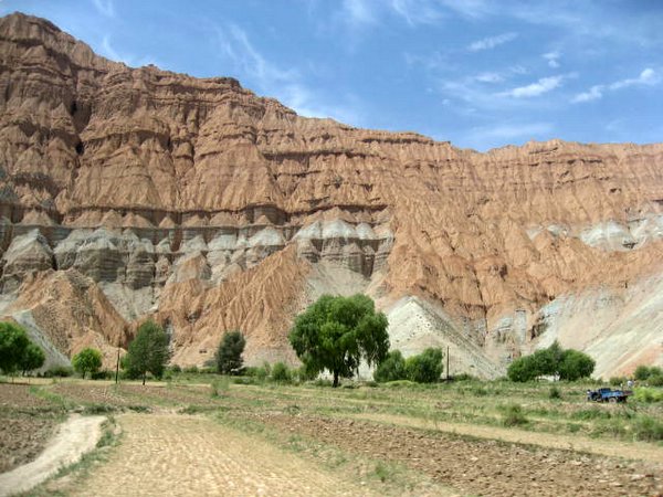 �ຣ��֮��