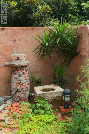 �������ϼҵ�ʯͷĥ������ˮ��,����������ʯ��,�����ֵ���ˮ��ֲ��,��֪����ʲô