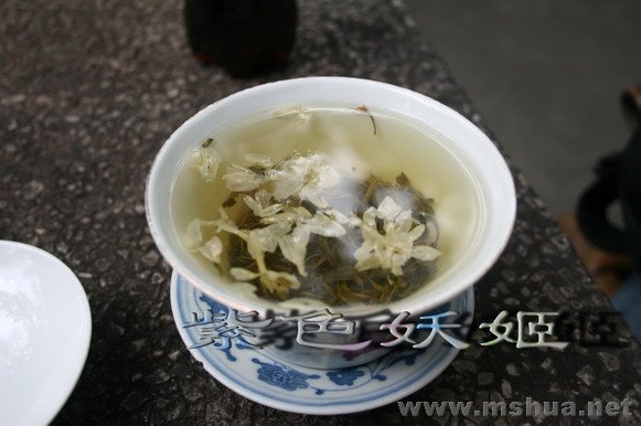 �úȵ����򻨲�