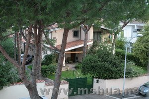 ���Ƕ���ı���