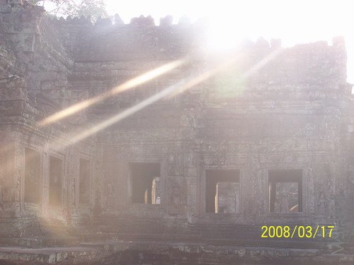 �����е�ʥ����