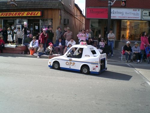 �������С,�������˸�������