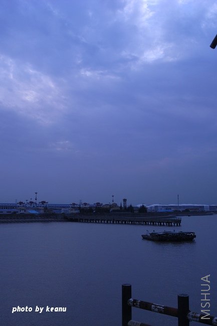 R1098774.jpg